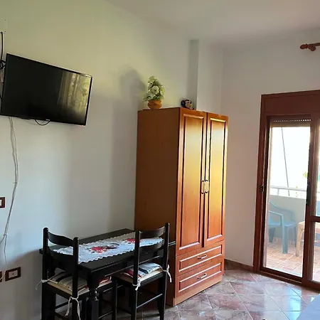 Dhoma Plazhi Arturi 2 Gasthof Vlorë
